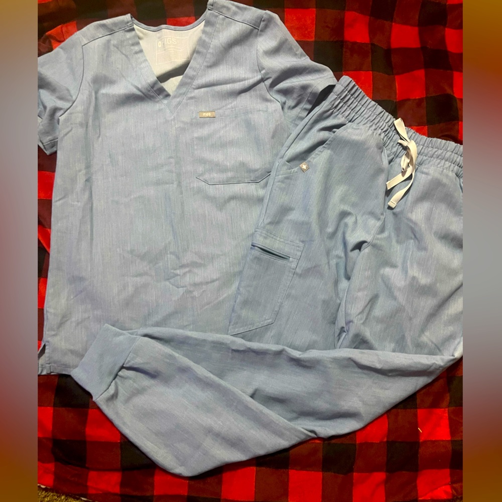 Womens XS  Fig Scrubs Set  NWOT